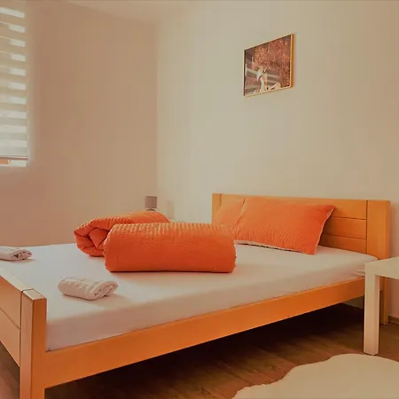 Apartment Maric Drvar